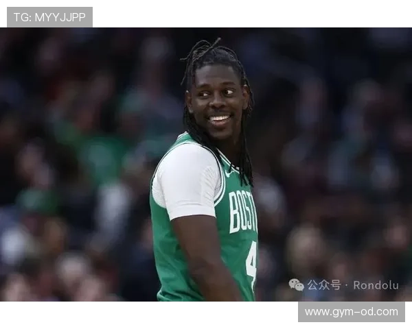 霍勒迪通过挡拆突破拉开防守，关键时刻命中率显著提升